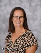 Mrs K Saunders